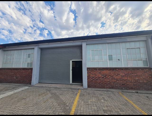 557M² WAREHOUSE TO LET IN KASSELSVLEI
